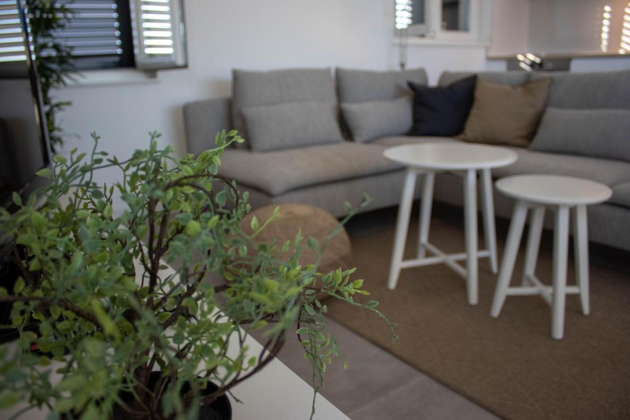 Apartman Senka Biograd Na Moru Exterior photo
